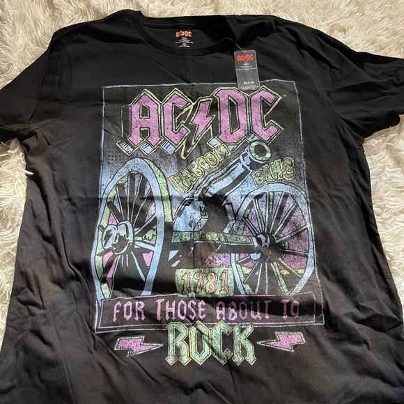 Old Navy Tops - AC/DC top